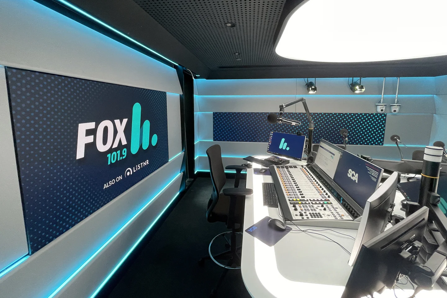 2022 Austereo 401m