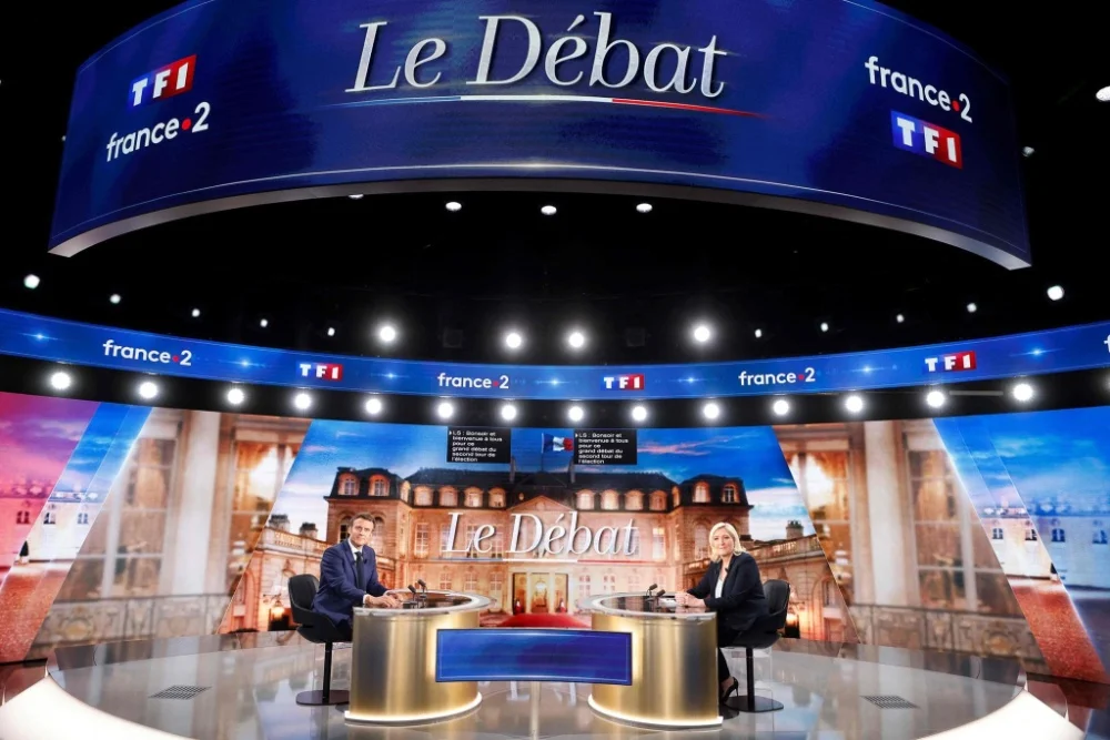 Le Debat