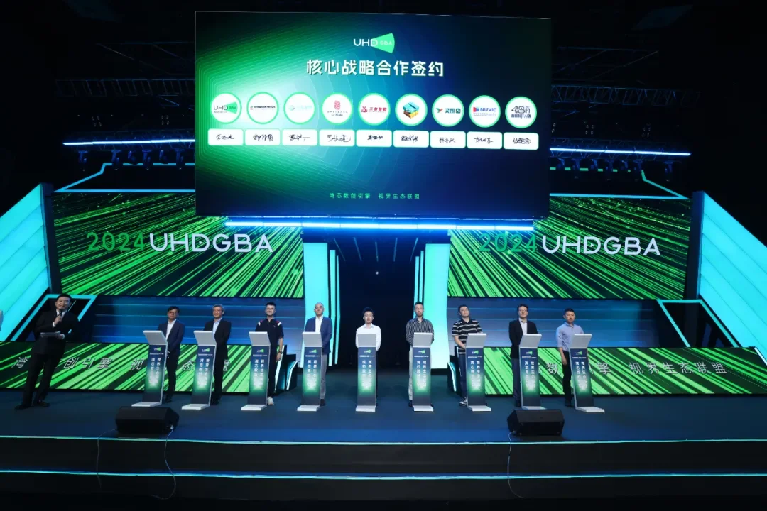 640